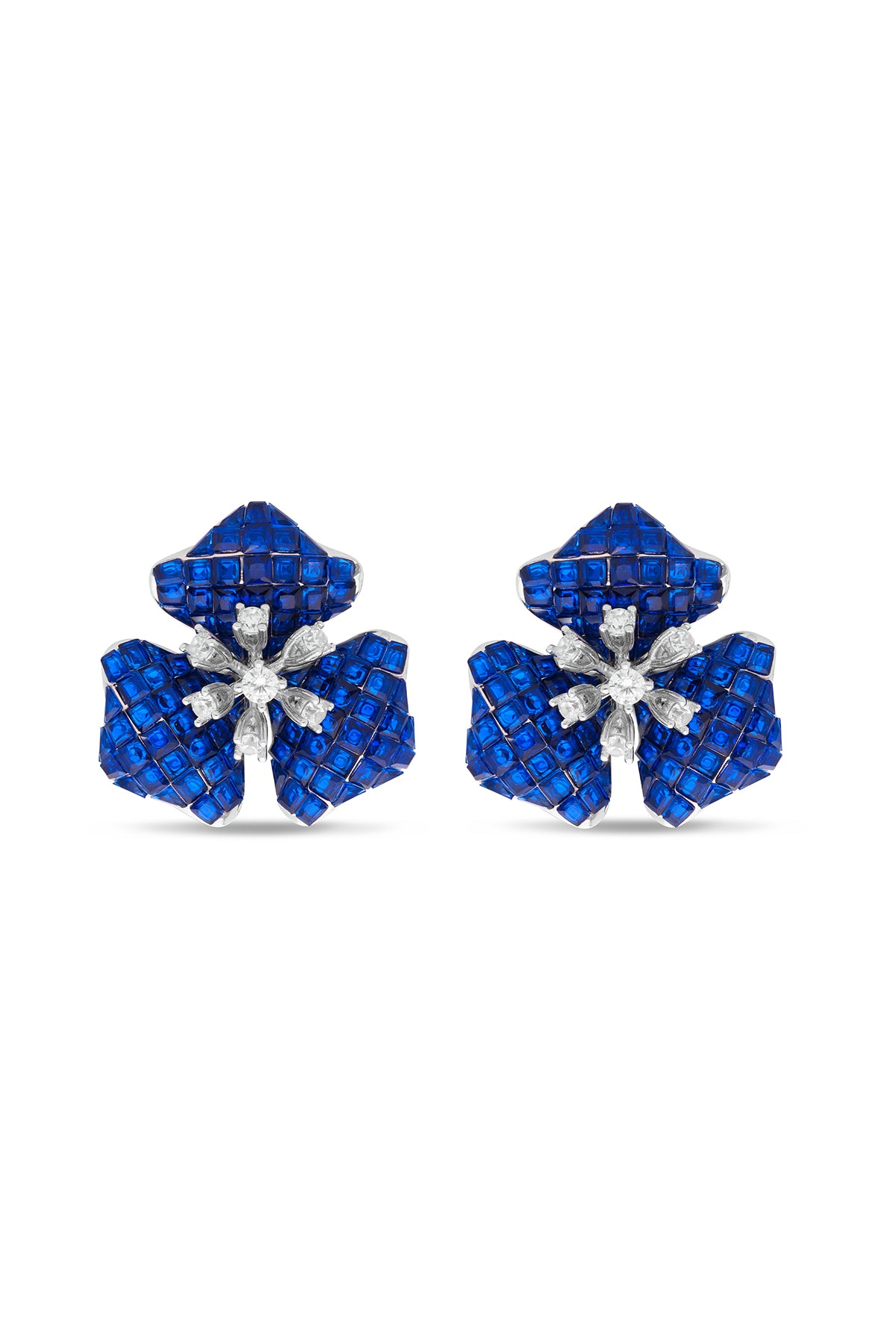 EHTEREAL TRILLIUM BLOSSOM EARRINGS
