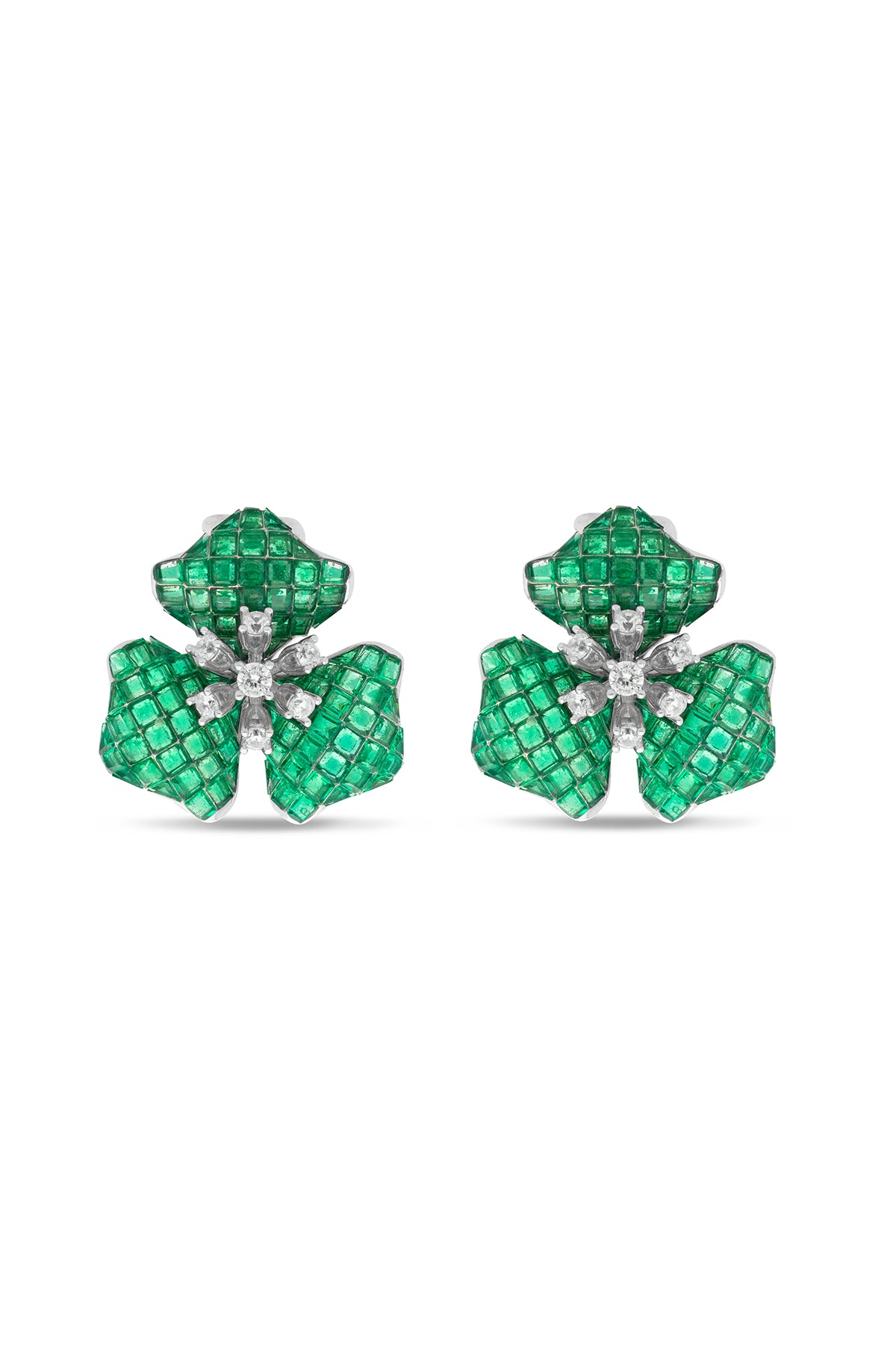EHTEREAL TRILLIUM BLOSSOM EARRINGS