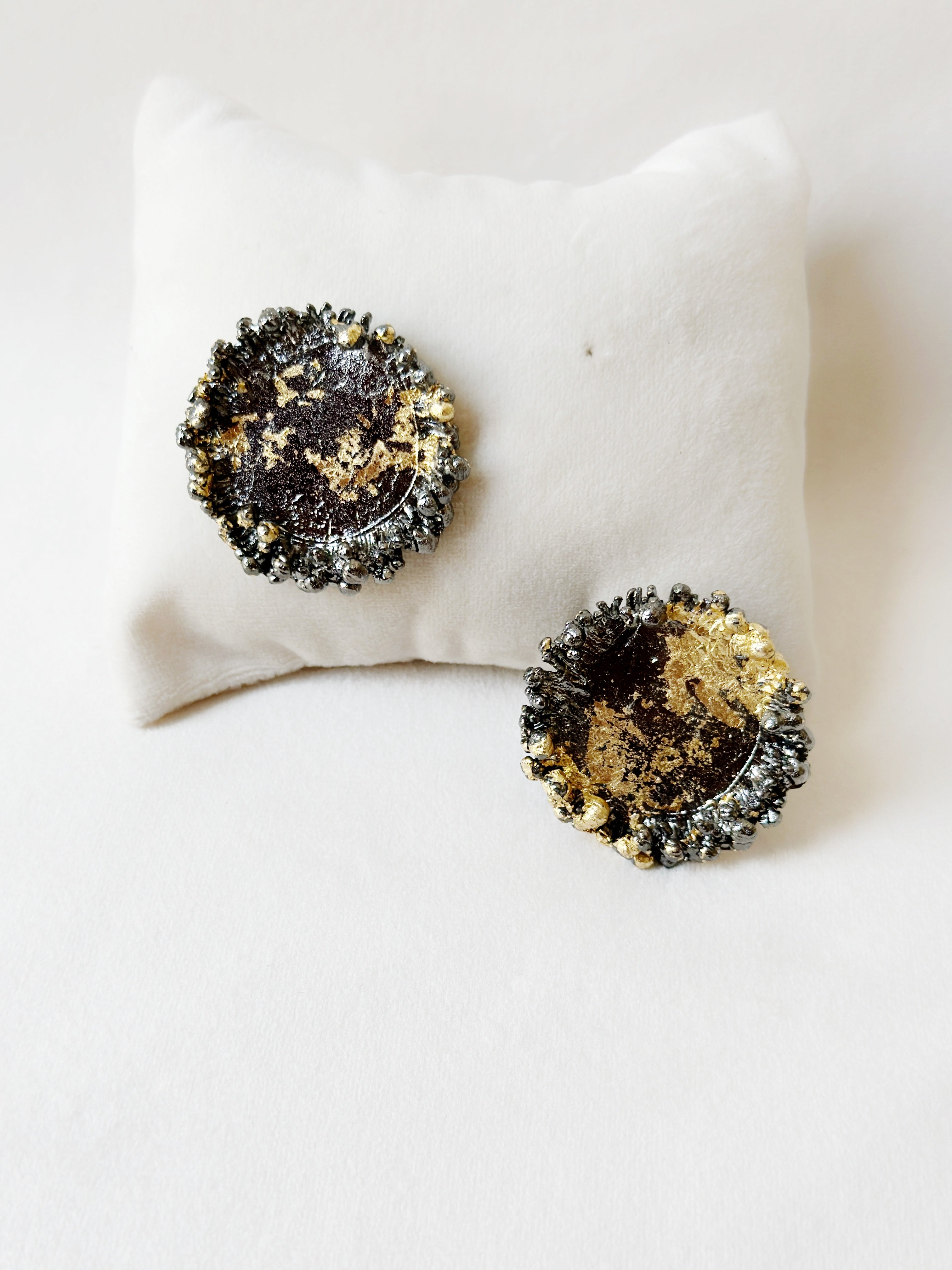 Two Tone bubbly crater studs Black and Gold