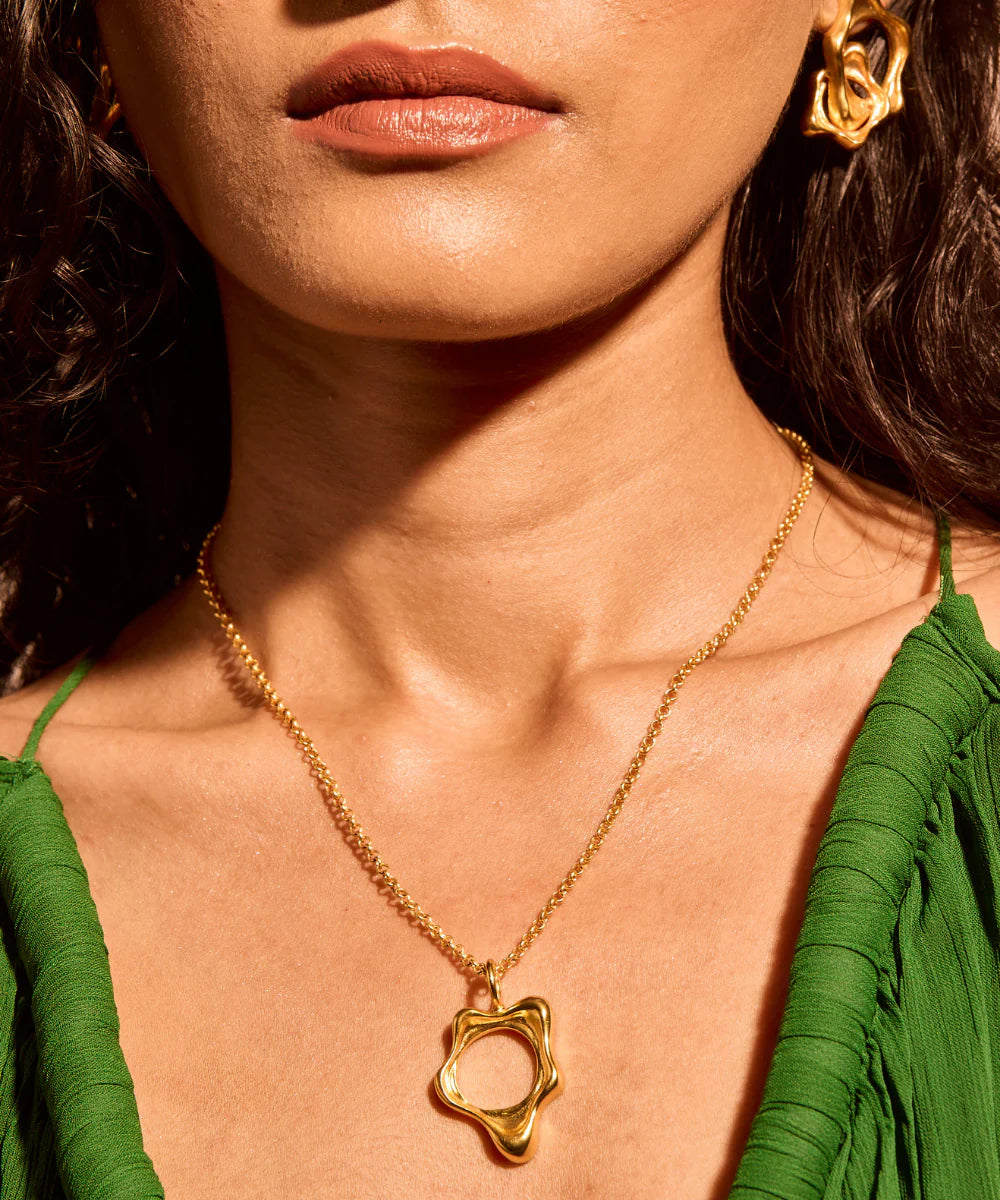 Aura Flow Pendant