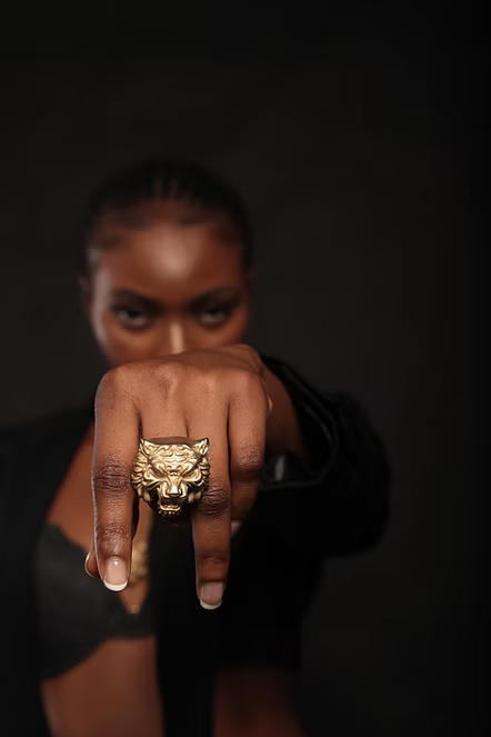 Axa ring