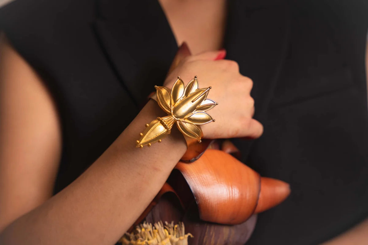 Banana Flower XXL Hand Cuff
