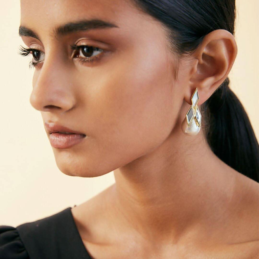 Demi Goddess Rhombus Mirror & Pearl Drop Earrings