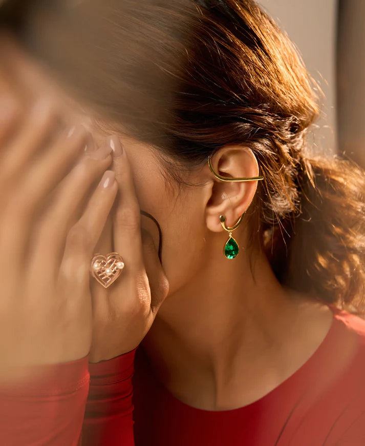 ETERNAL ECHO EARRINGS - WHITE