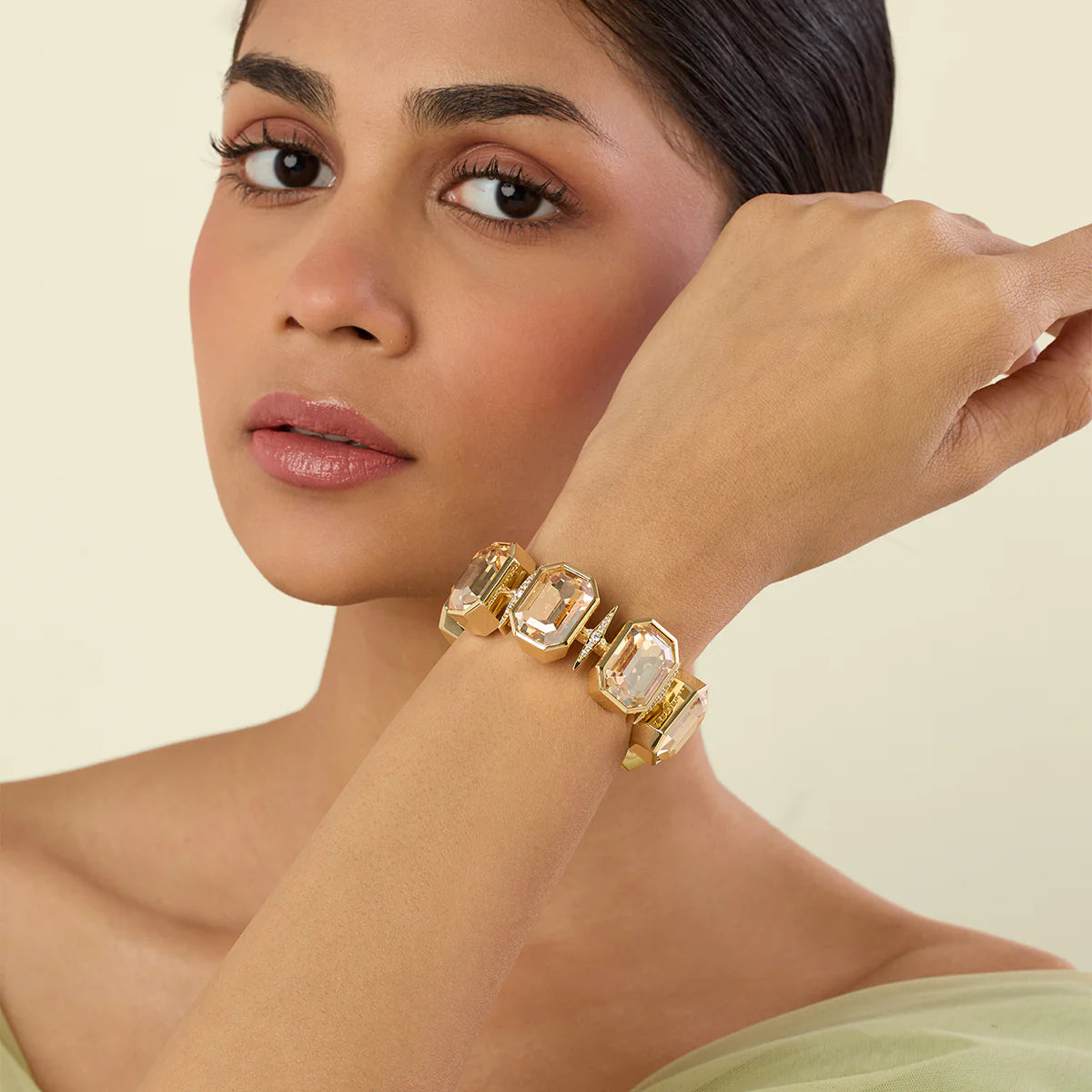 Empressa Statement Cuff