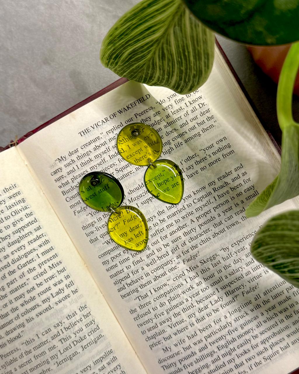 GREEN EARRINGS