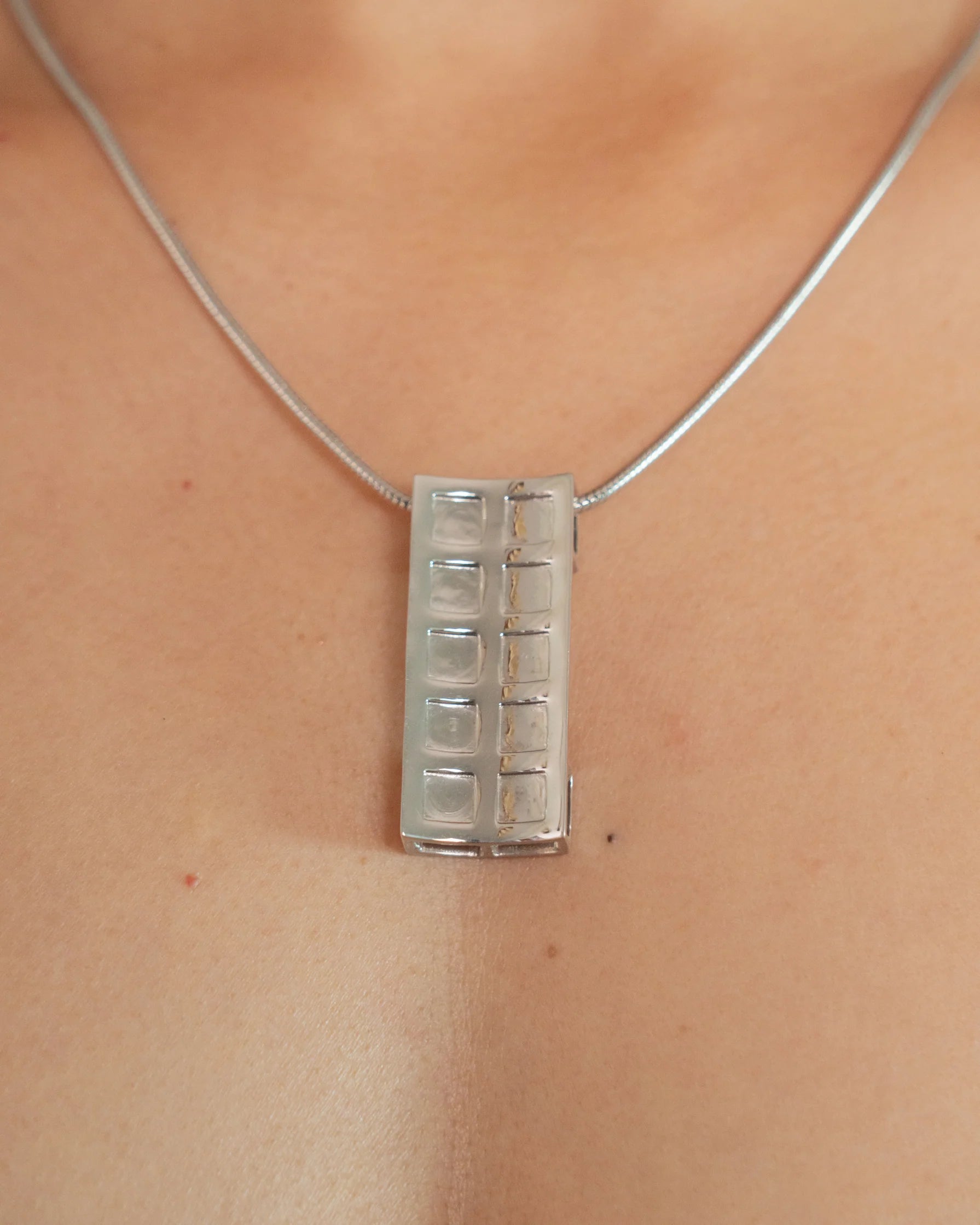 Kitthh Long Pendant Silver