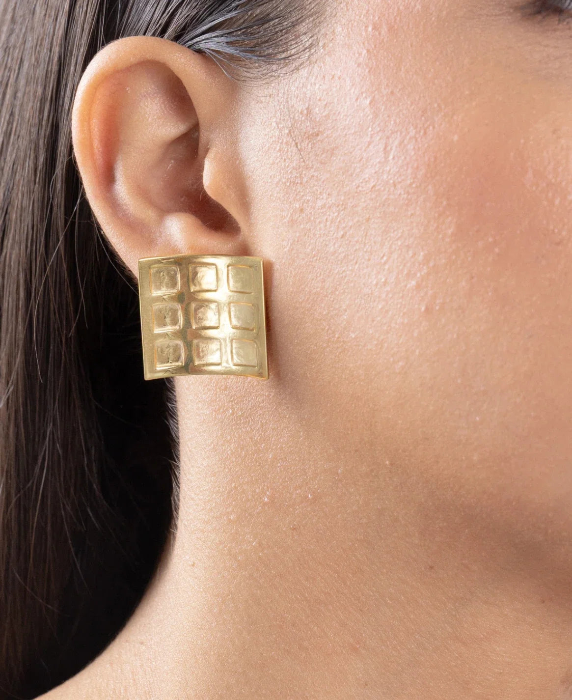 Kitthh Wide Studs Gold