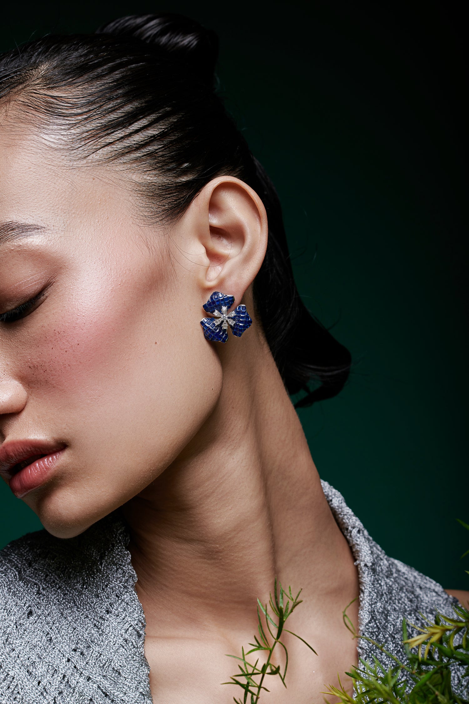 EHTEREAL TRILLIUM BLOSSOM EARRINGS