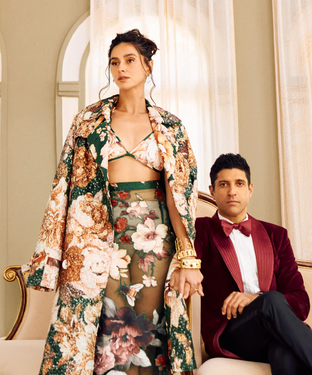 MOB WIFE STUDDED BANGLE