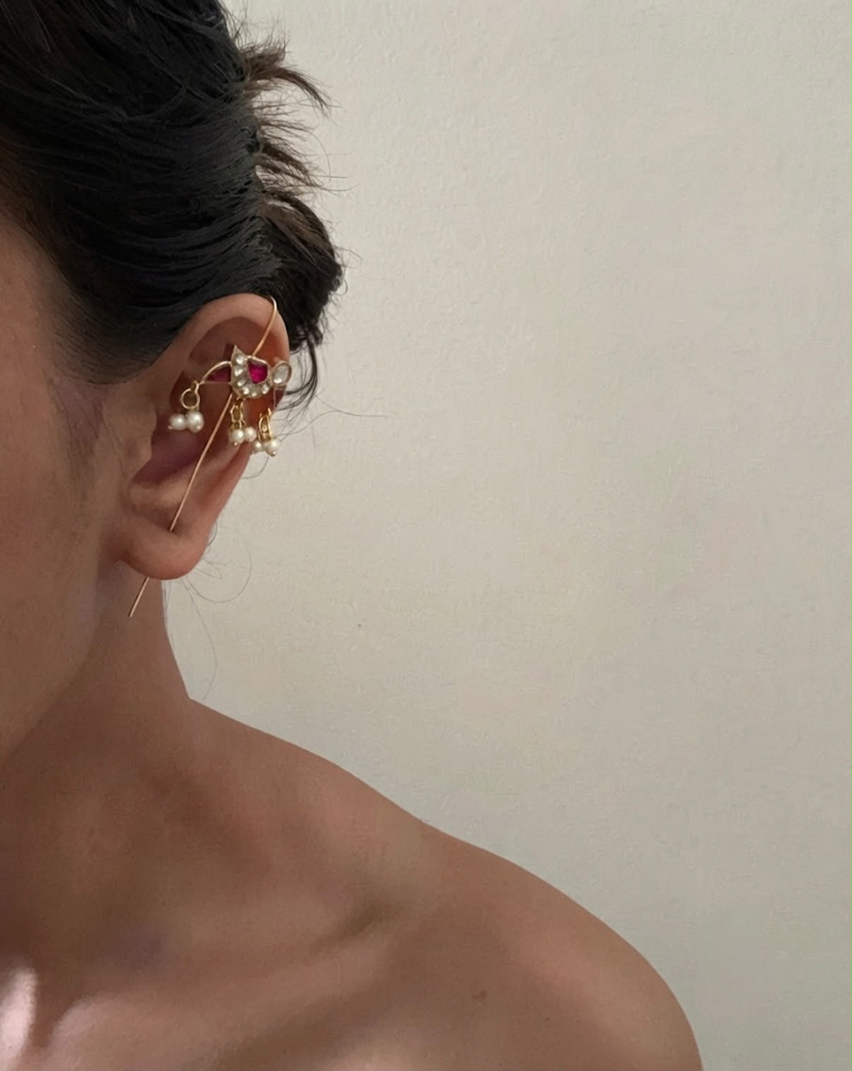 Mop jadau ear cuff