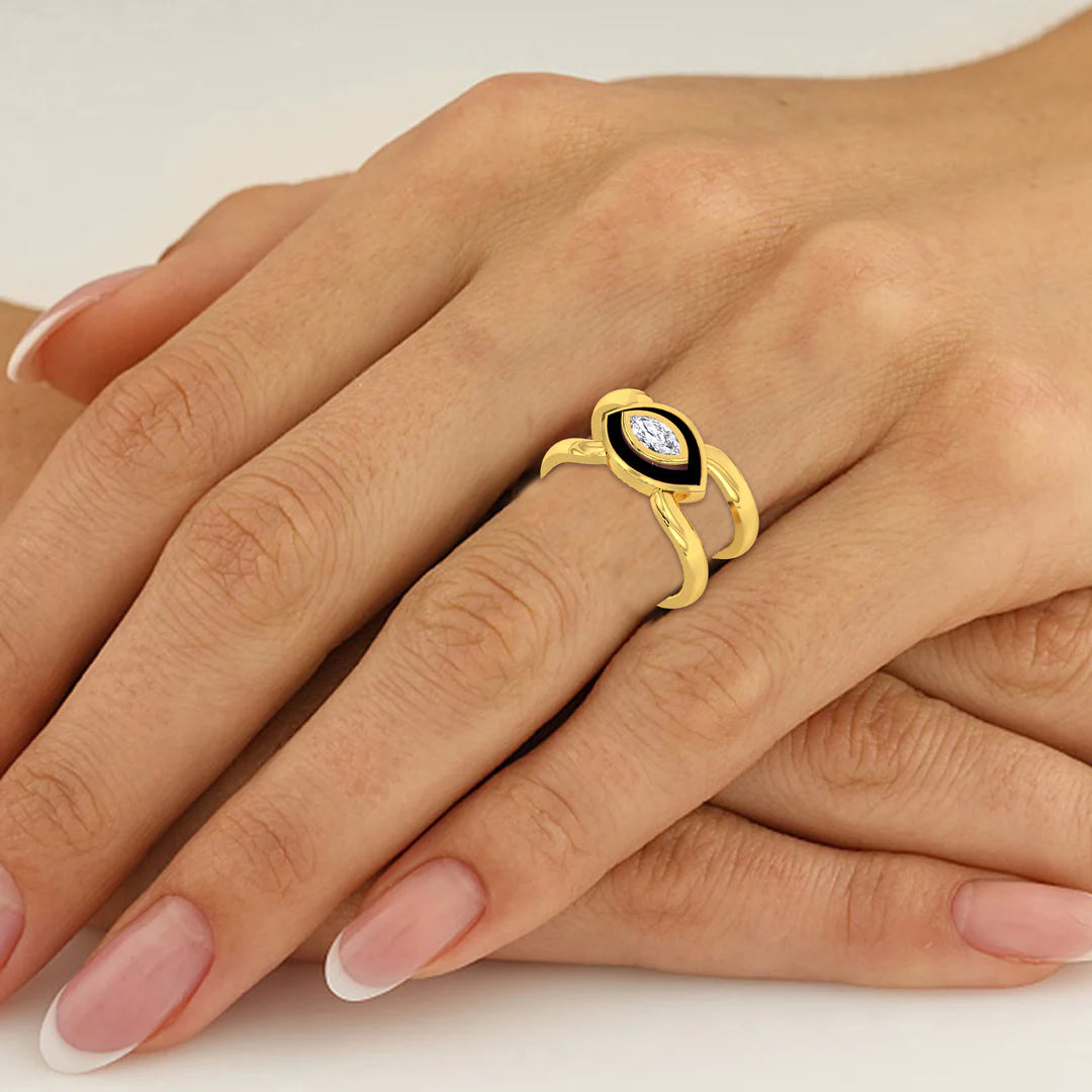 Mia Ring