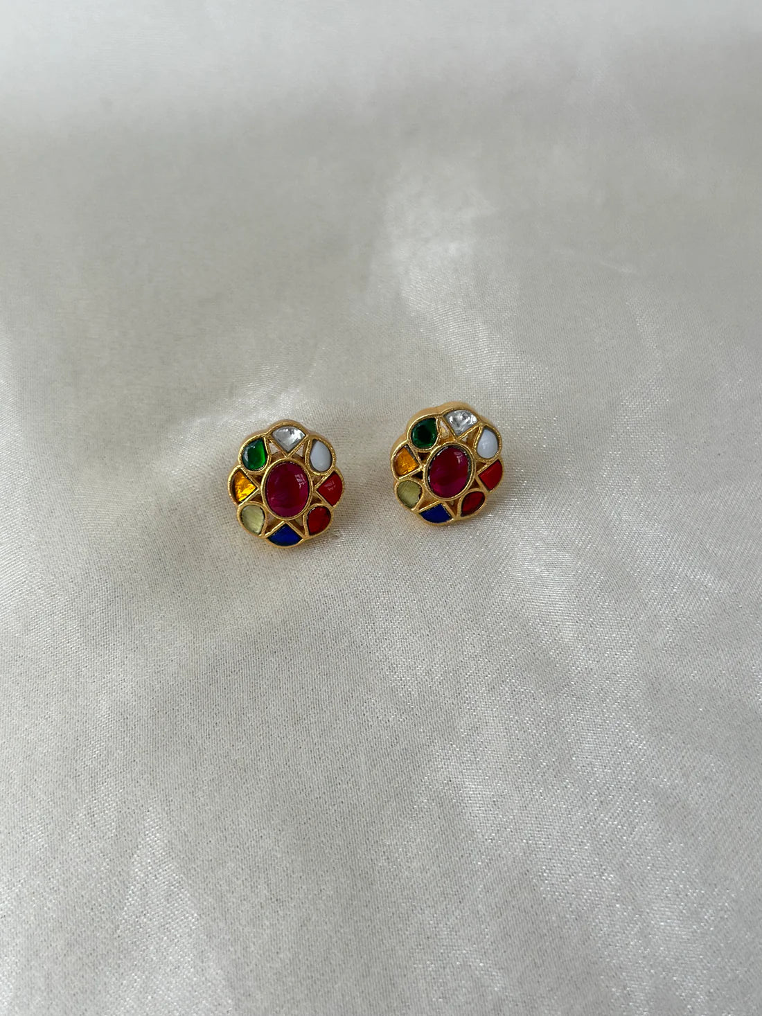 Navratna Studs (Medium)