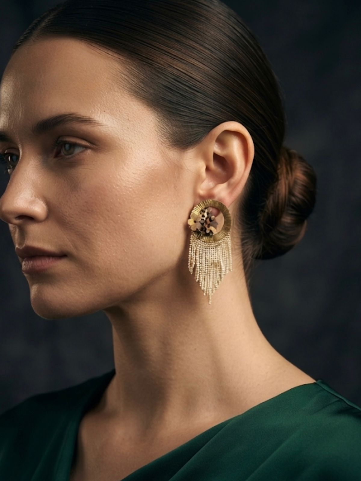 QUARTZ HALO SHIMMY EARRINGS