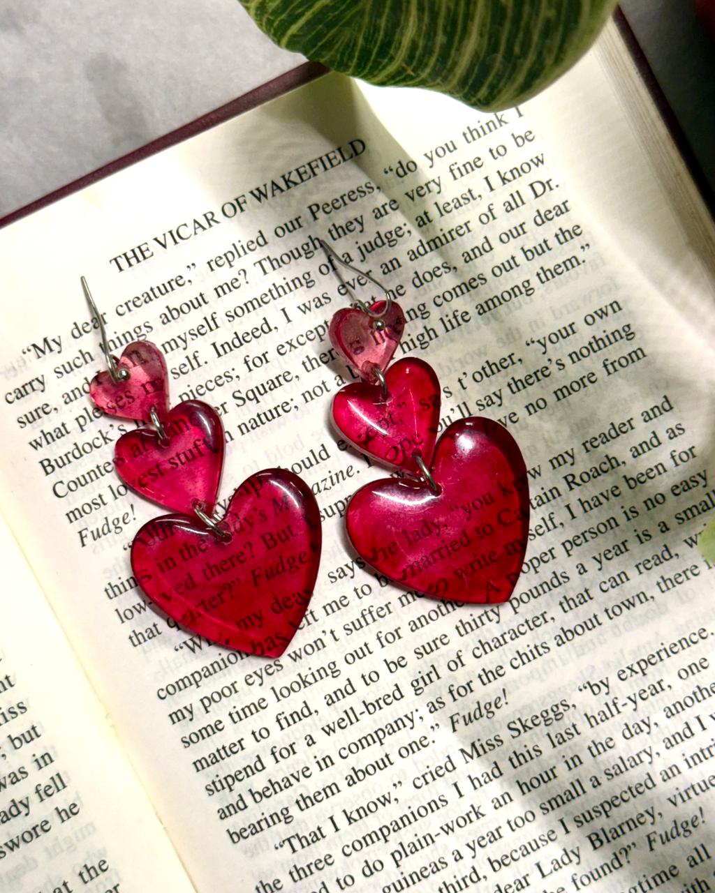 RED HEART DANGLER EARRINGS