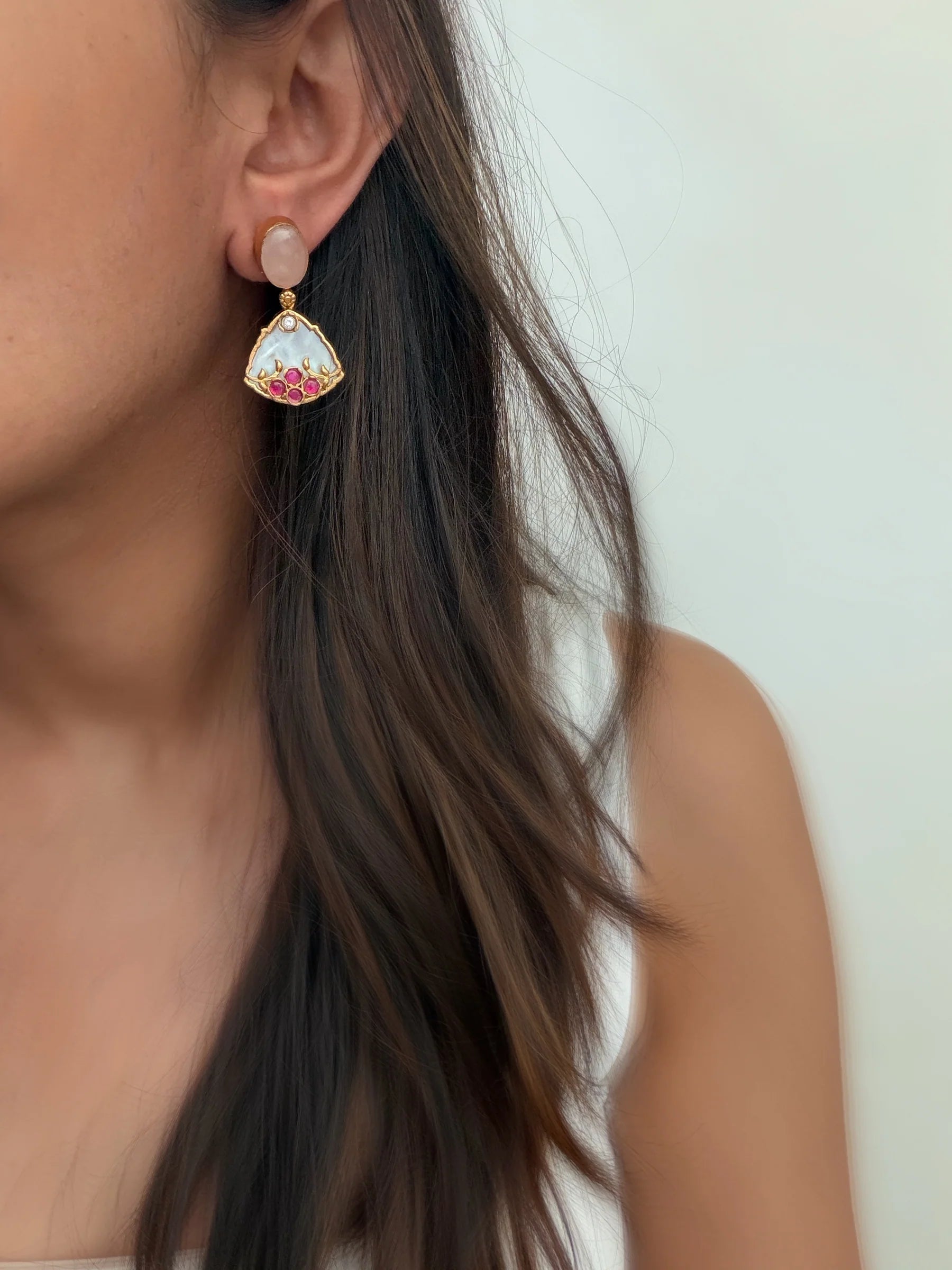 Rose niru earrings