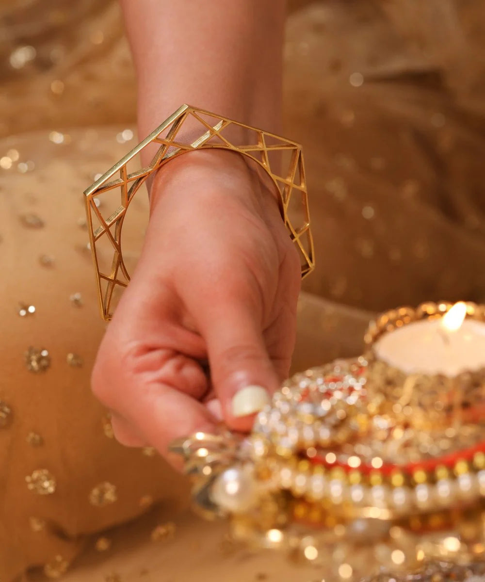 Sara Ali Khan - Cleo Hexagonal Bangle