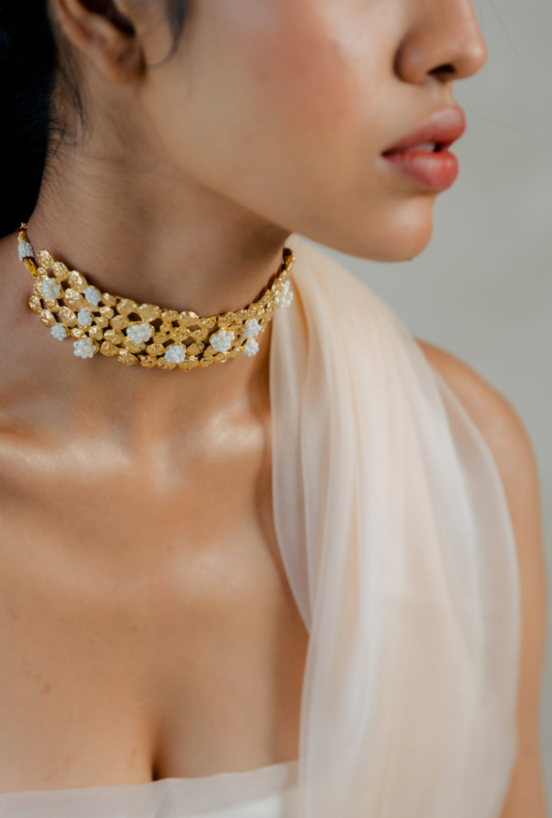 NOOR CHOKER GOLDEN