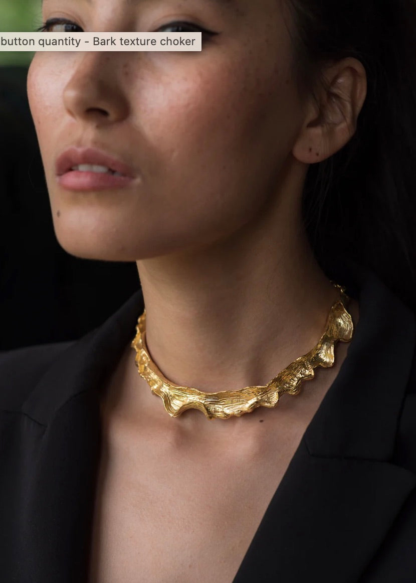 BARK TEXTURE CHOKER