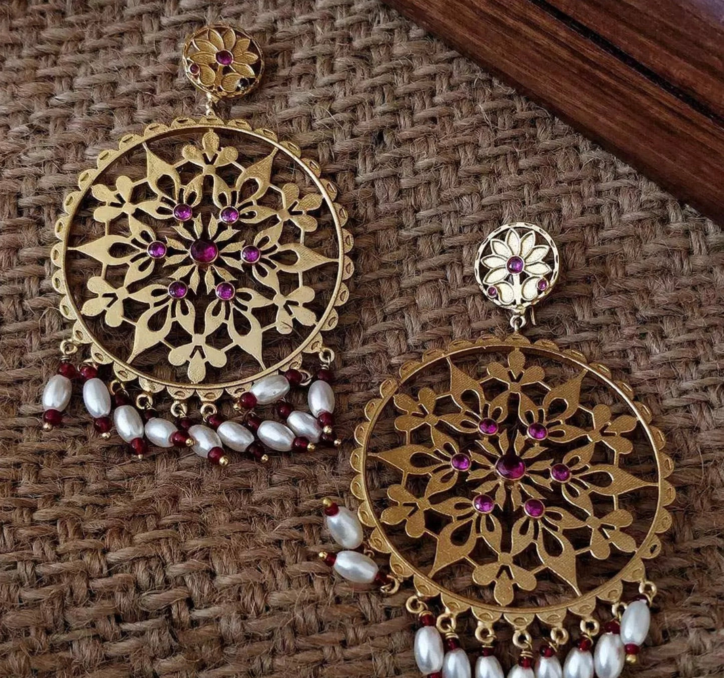 SHAHEER GOLD DANGLER