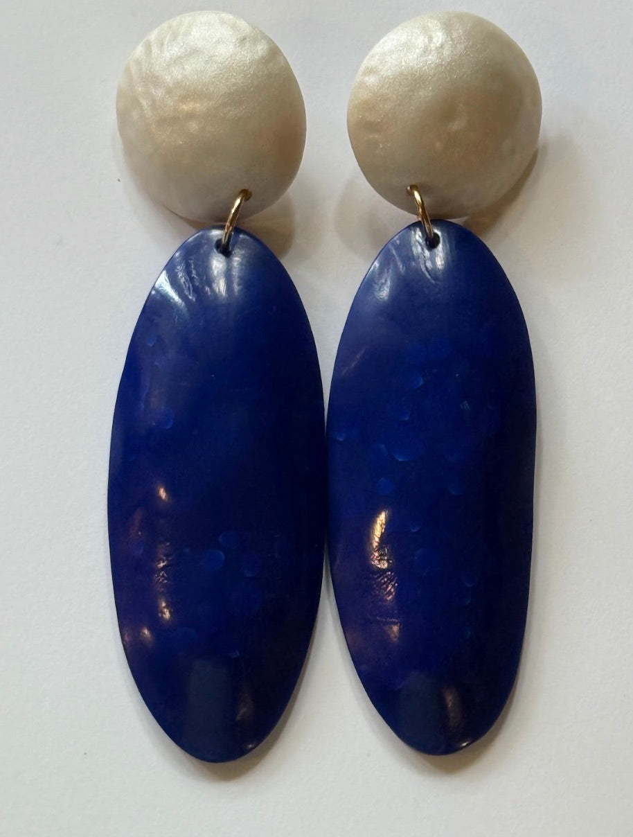 OVAL QUADS (HAMMERED PEARL & ULTRAMARINE BLUE)
