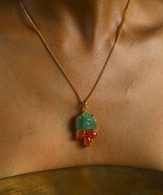 Shikhi Pendant