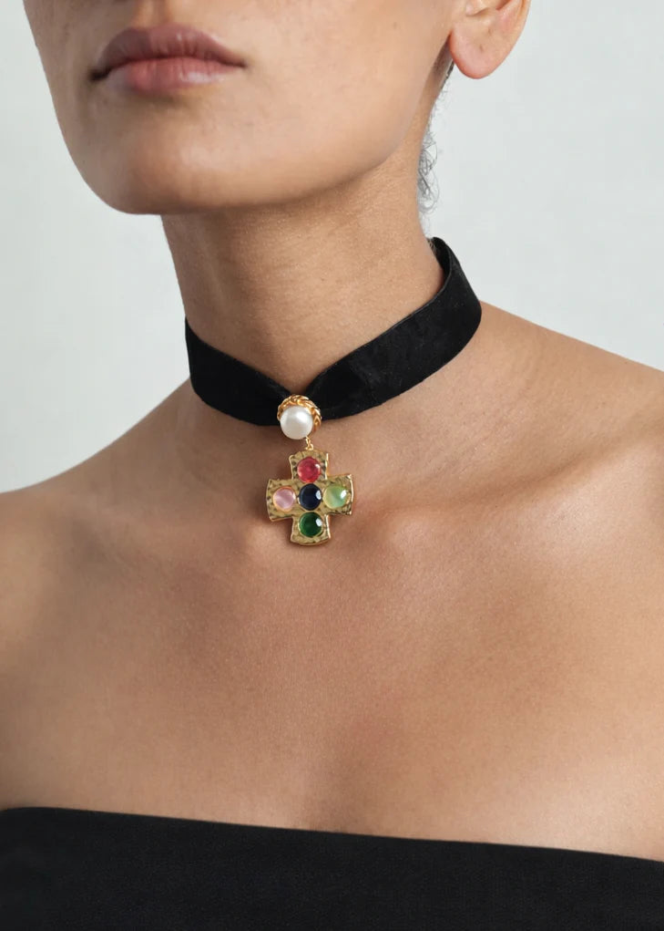 TALK OF THE TOWN PENDANT