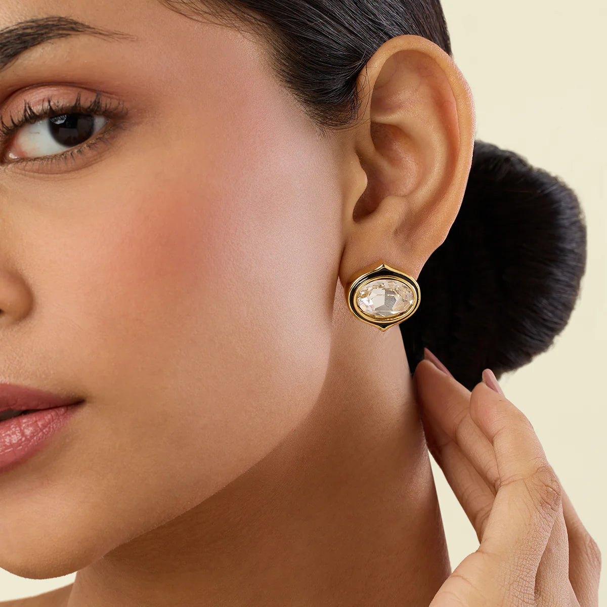 The Seer Studs