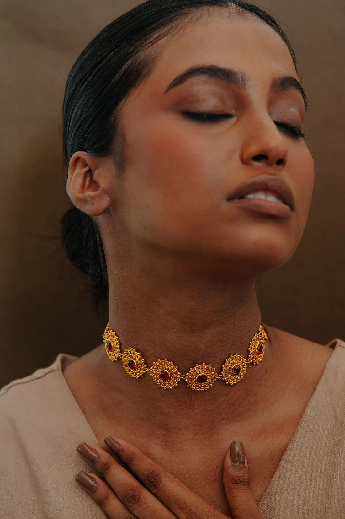 SABA CHOKER