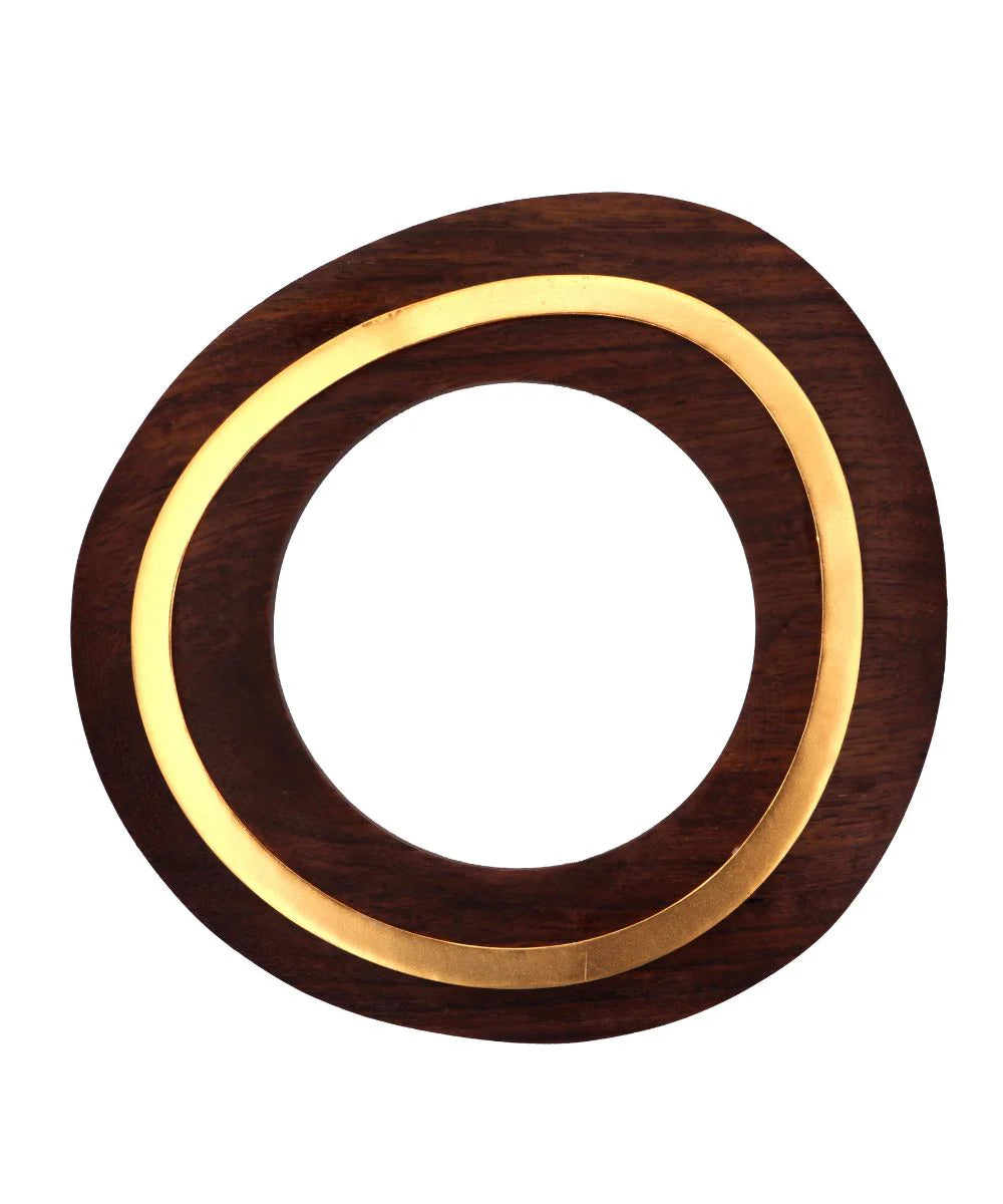 KAREENA KAPOOR - Wooden Disc Bangle