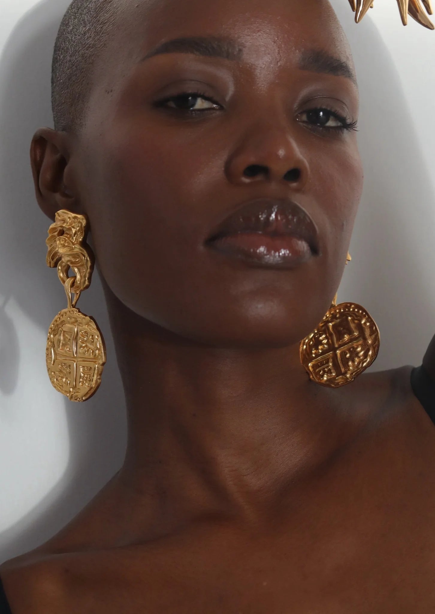 MEDALLION EARRINGS
