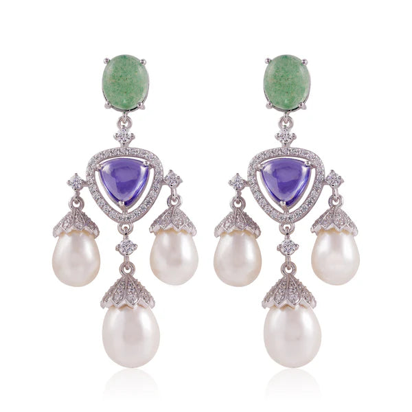 Isadora Pearl Earrings
