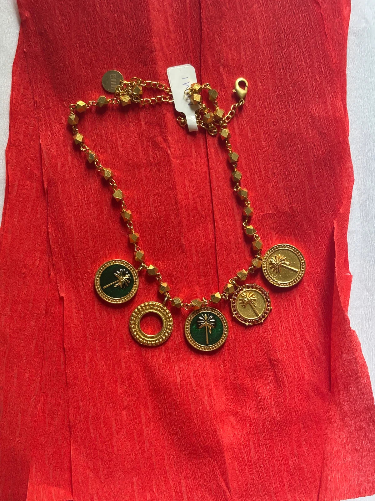 5 Coin Banana Choker