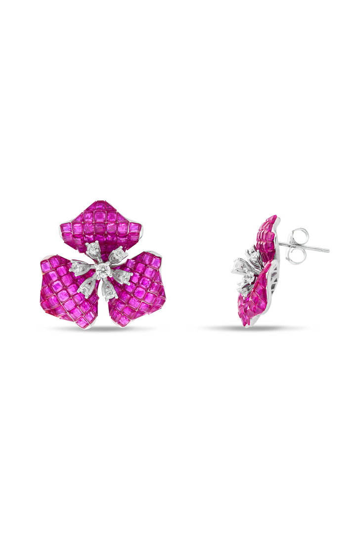EHTEREAL TRILLIUM BLOSSOM EARRINGS