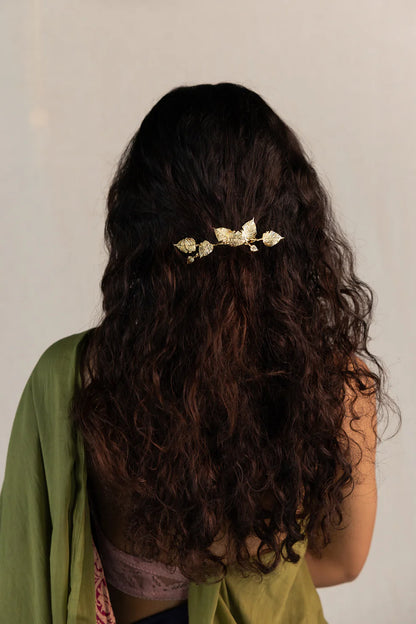 Nirjala Hair Pin