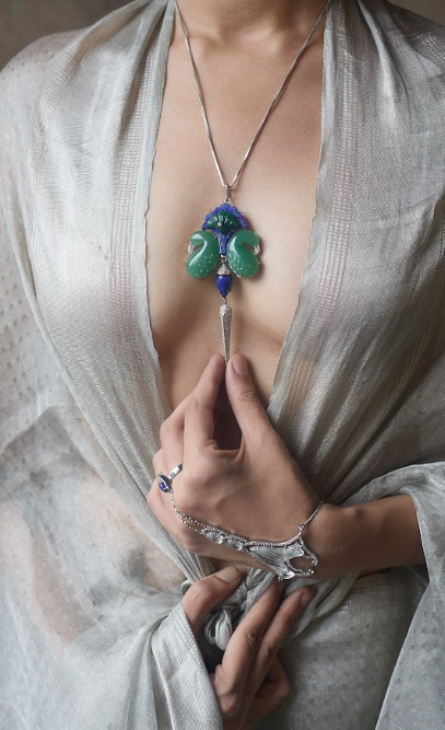 ARAMBOR PENDANT