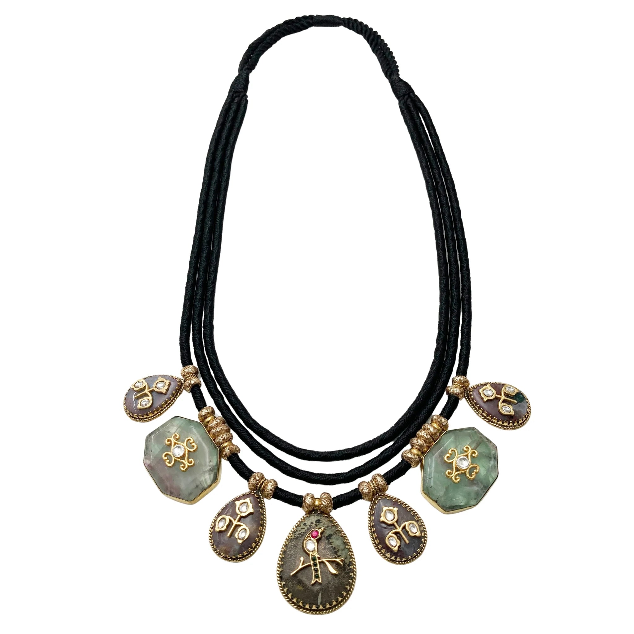 Amanat Necklace