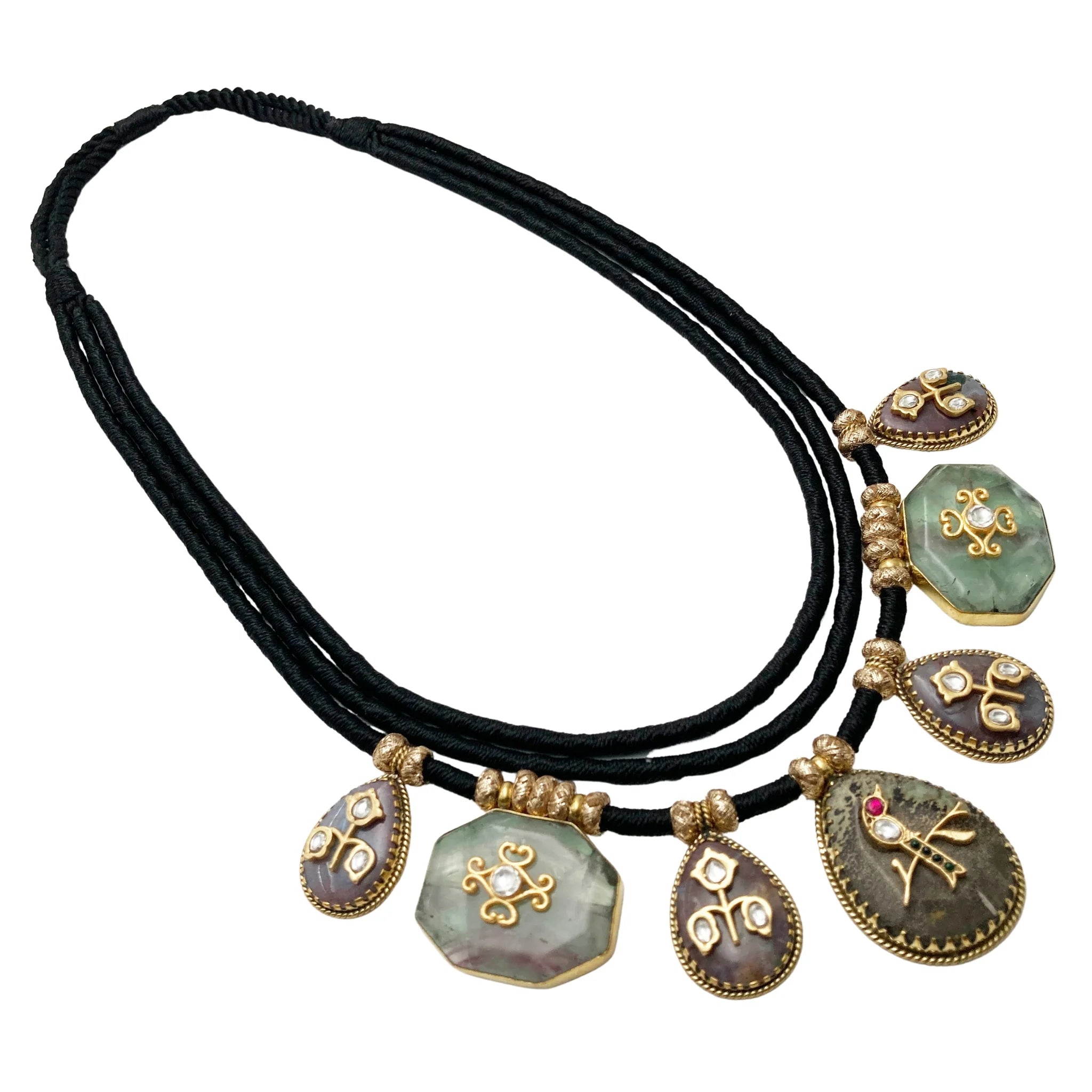 Amanat Necklace