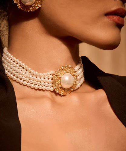 Audrey Bloom Choker