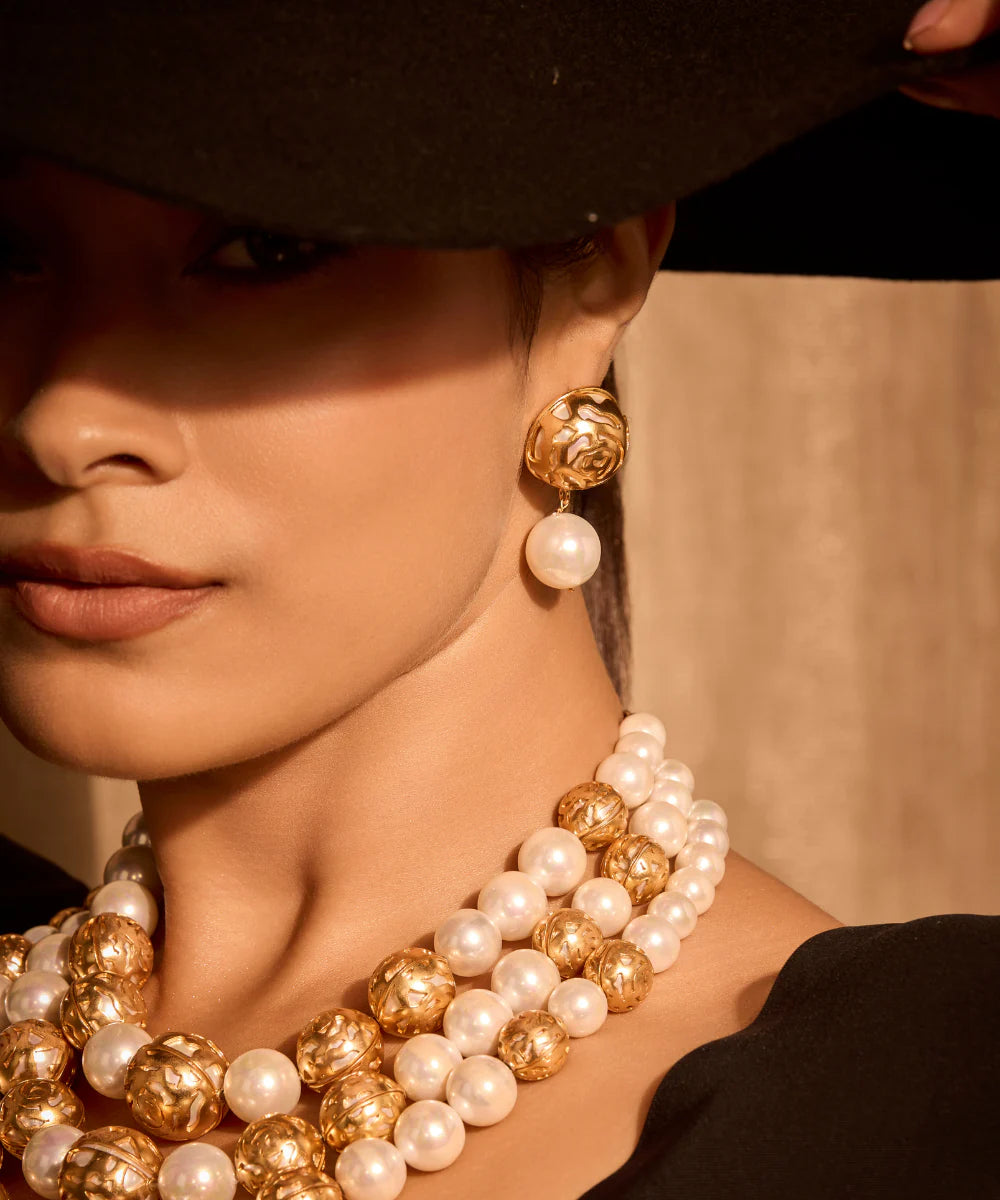 Audrey Rosette Drops