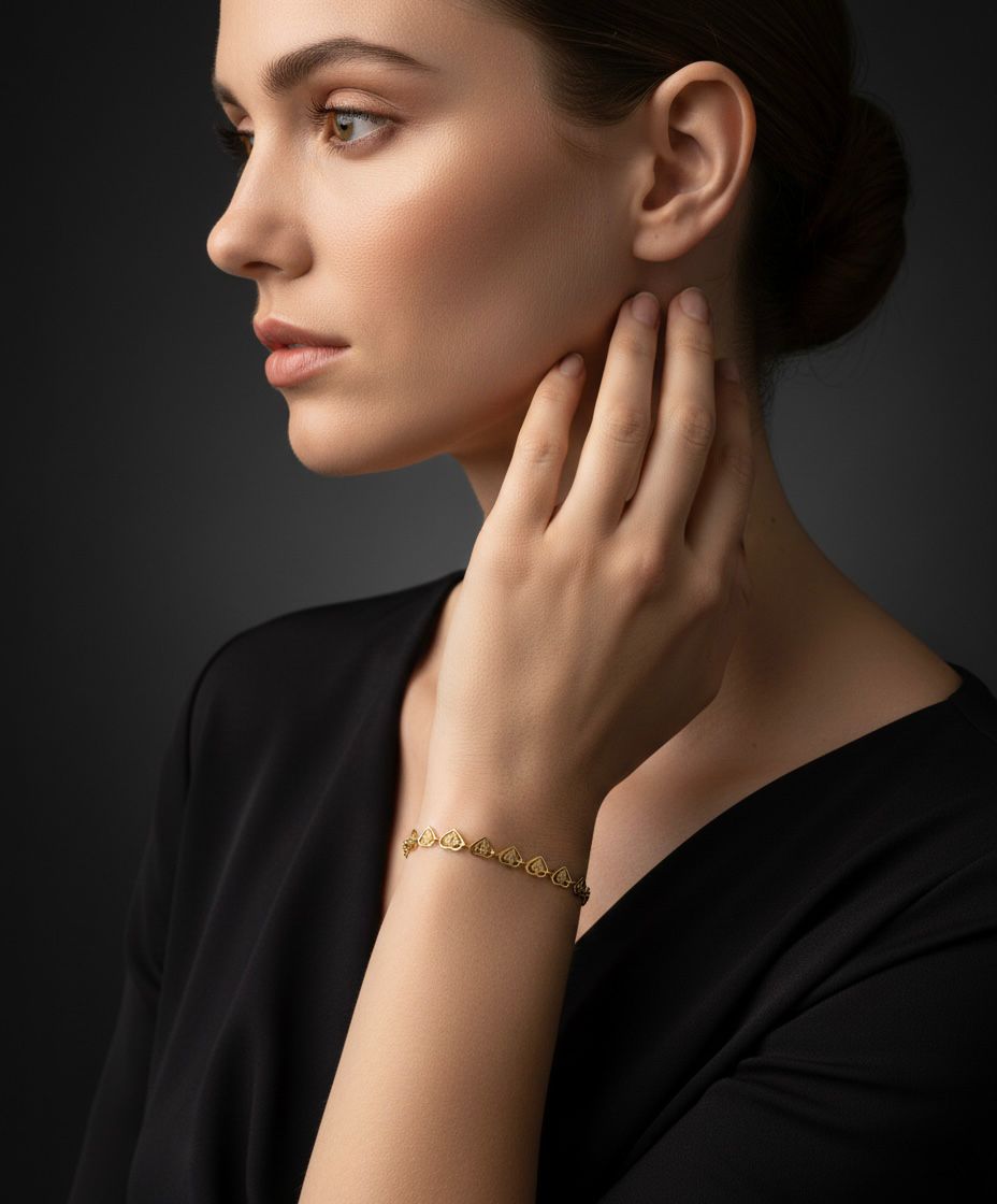 INTRICATE HEART BRACELET
