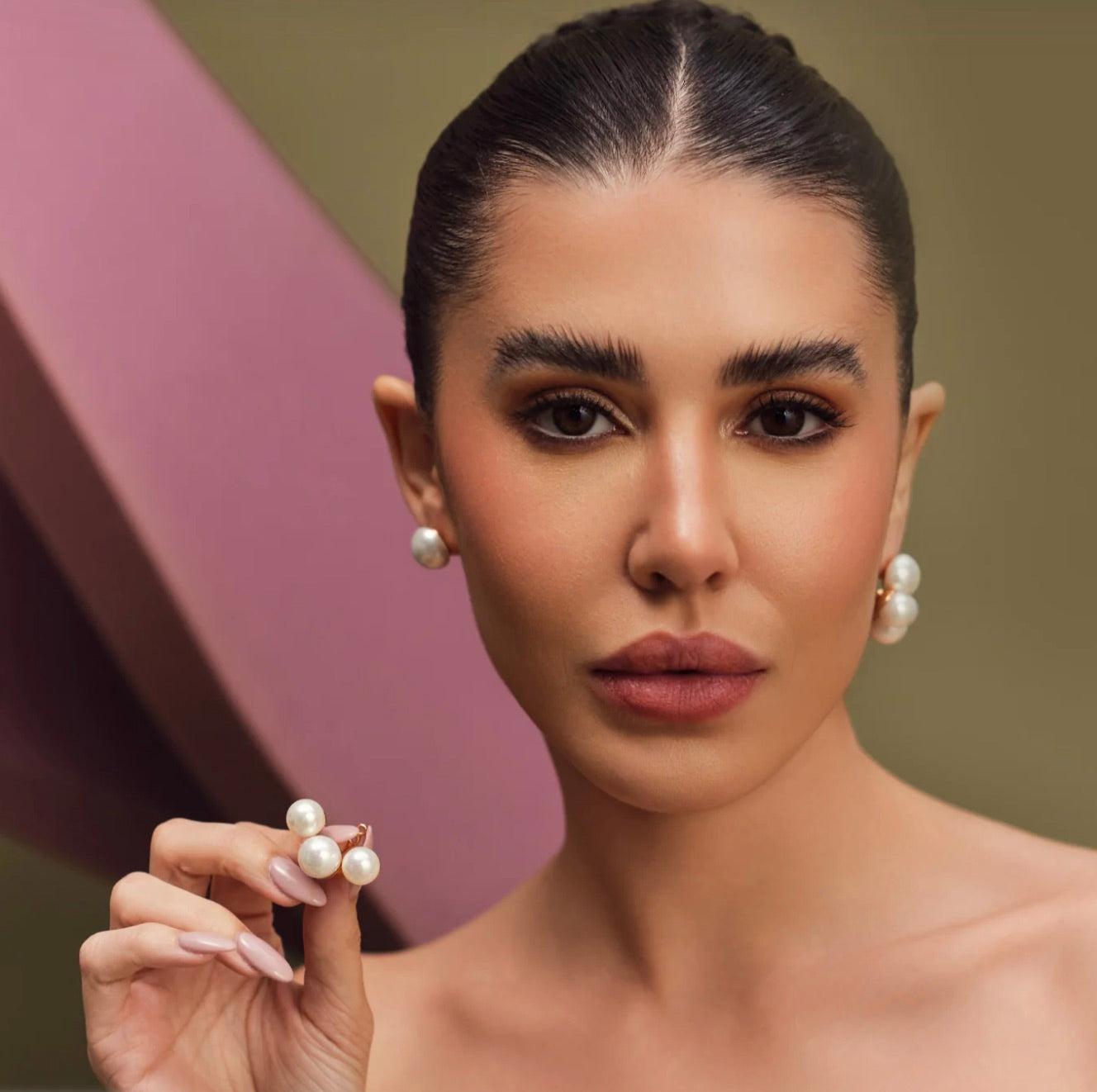 CLAW STUDS, Anaash, Pearl Stud