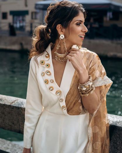 Chand Shikara Earrings