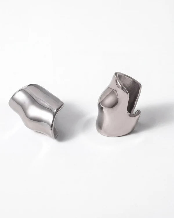 Contour earcuff