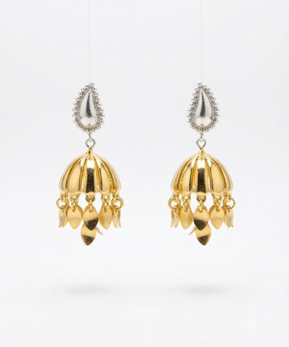 The Dual-Tone Pippal Patti Jhumka