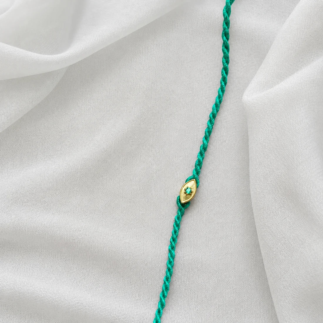Eye Emerald Rakhi (92.5 Fine Silver)