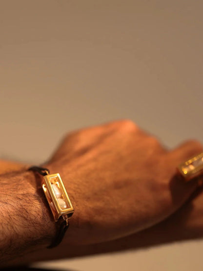 Fill Me In Leather Bracelet (Big)
