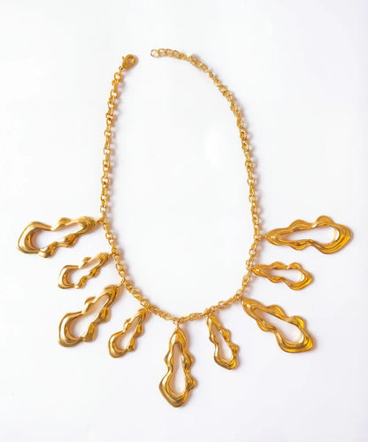 Fluid Curve Necklace