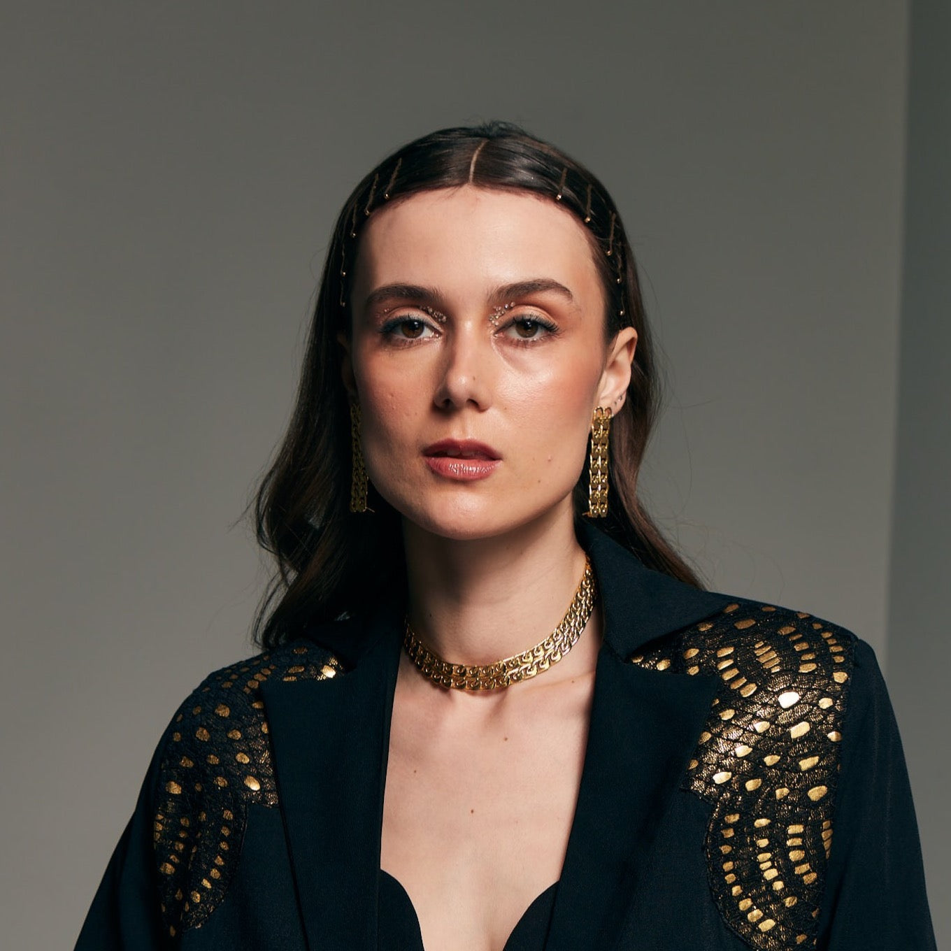 Linked Up Statement Choker