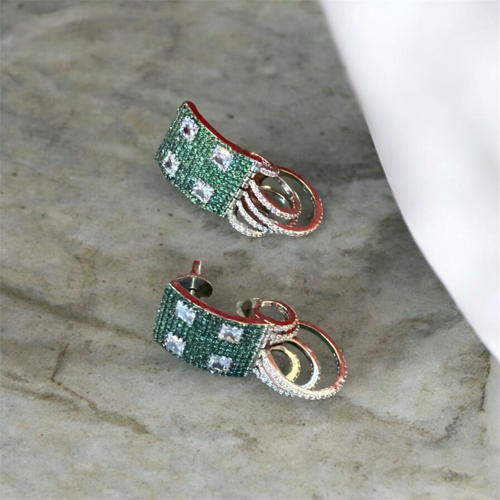 Hariyali Hangout Hoops